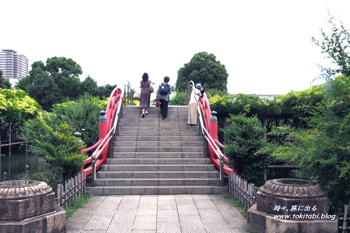 亀戸天神社　心字池に架かる男橋（太鼓橋）（東京都江東区）