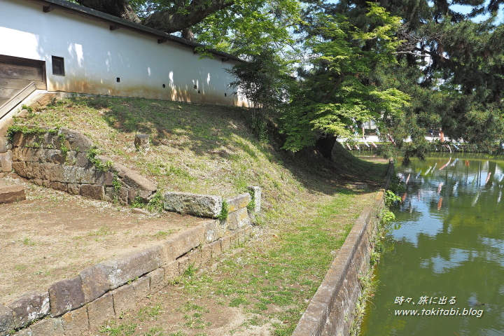 土浦城跡　本丸周囲の土塁・土塀・水堀（茨城県土浦市）