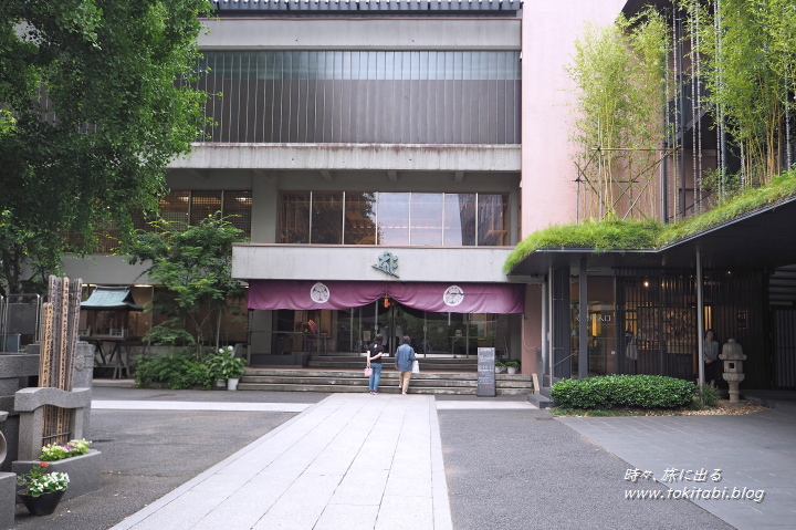 回向院の本堂（東京都墨田区）